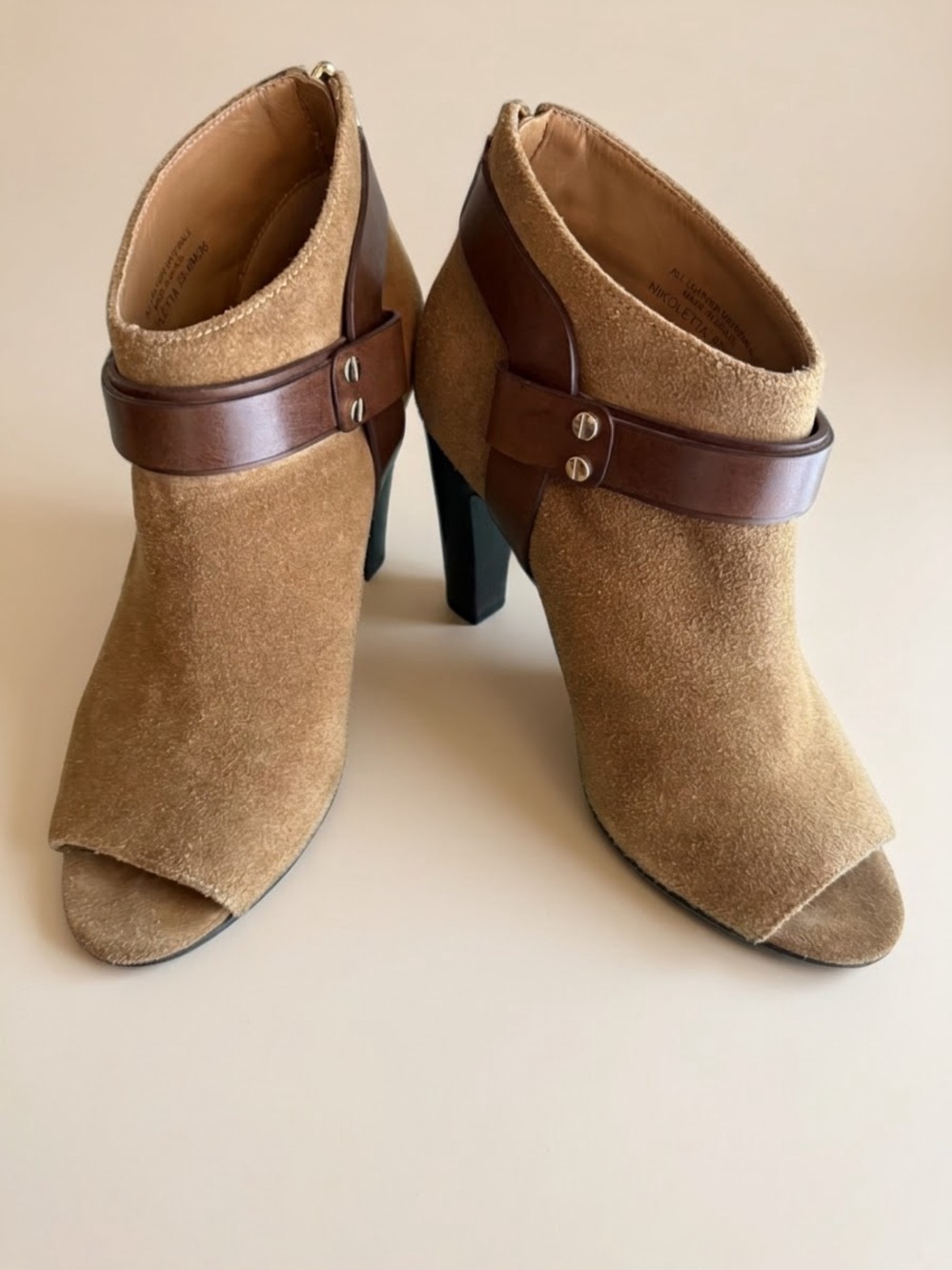 Vince Camuto Nicoletta Signature Womens Suede Open Toe Bootie Zip Cone Heel Sz 6